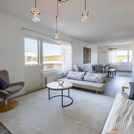 Koda Family Penthouse, Free & Fast Wi-fi Apartment Rovaniemi