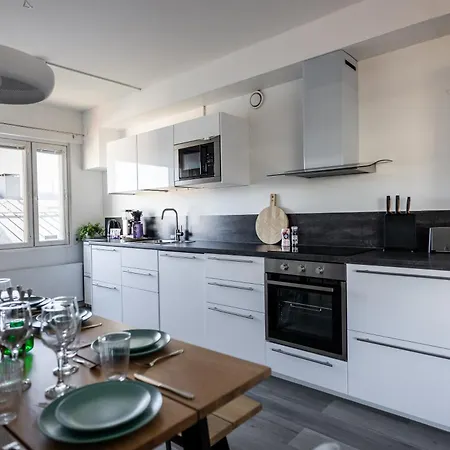 Koda Family Penthouse, Free & Fast Wi-fi Apartment